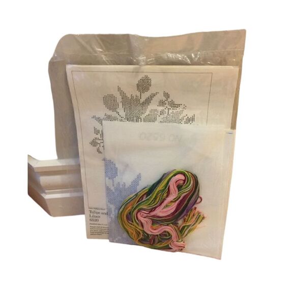 Columbia Minerva cross stitch - Picture 2 of 2